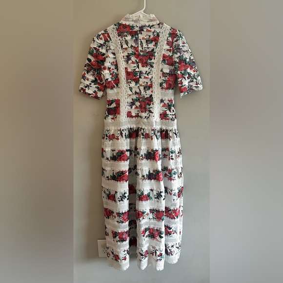 NWT La Pateau New York Floral Lace Embroidered Maxi Dress |  Size Large - Picture 7 of 8